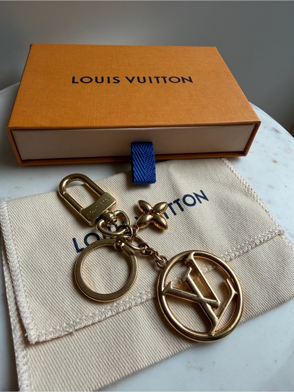 Authentic Louis Vuitton LV Circle Flower Bag Charm & Key Holder ✨